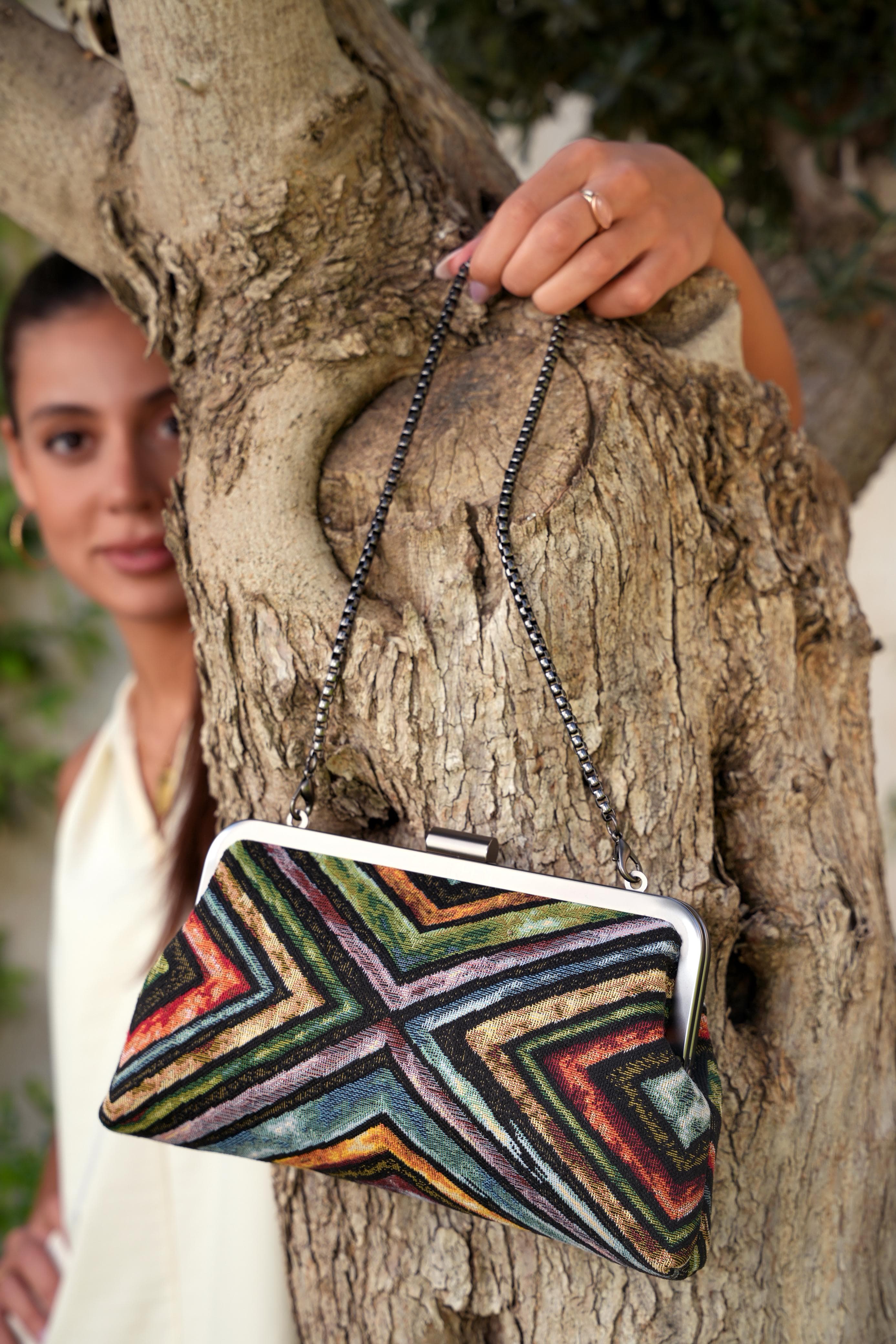 City & Sea handbag showcase